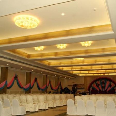 Hotel Royal Panna Shahjahanpur Esterno foto