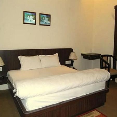 Hotel Royal Panna Shahjahanpur Esterno foto
